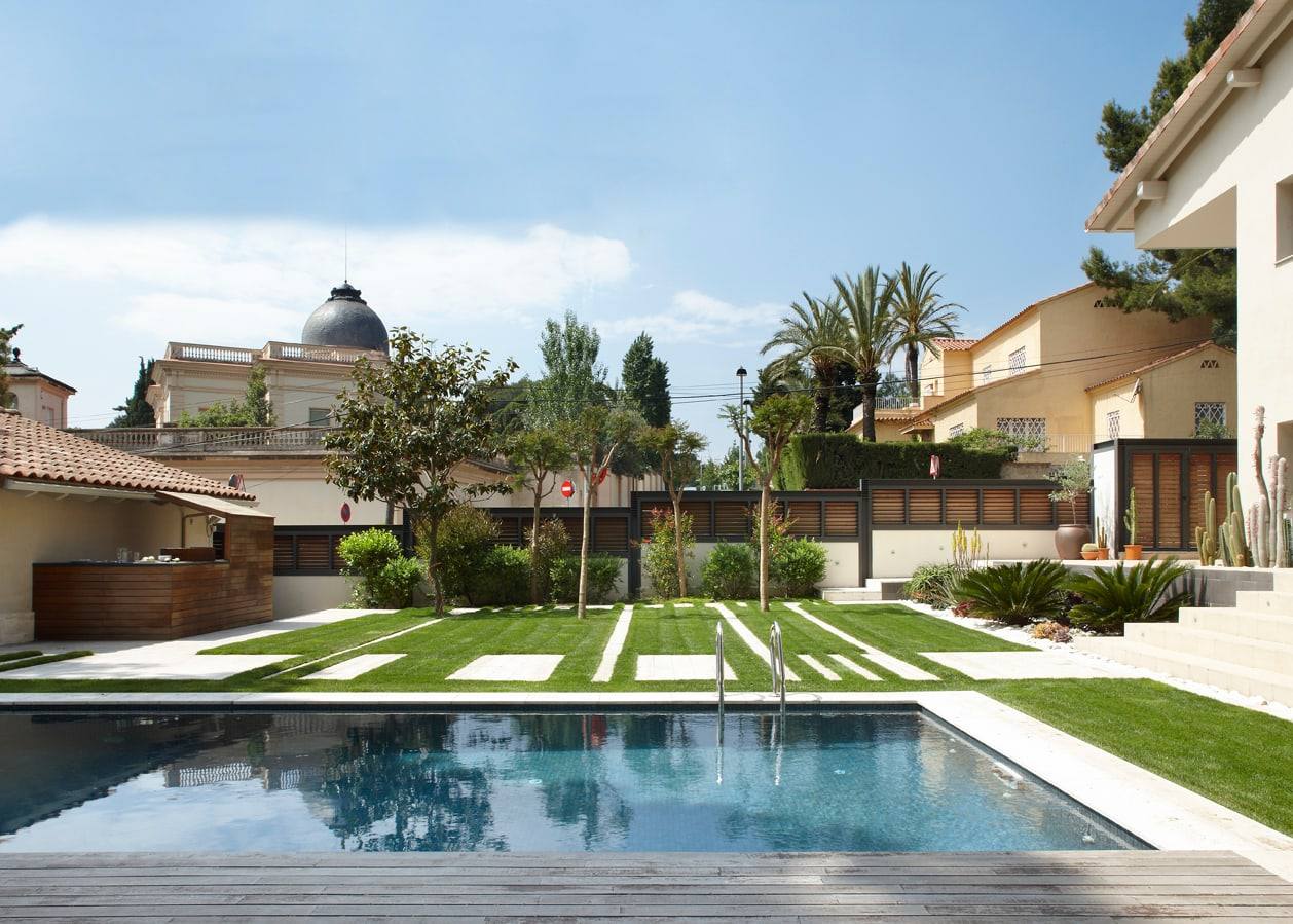 Jardín, piscina y spa Castellet, Castellet — Fotografía 8