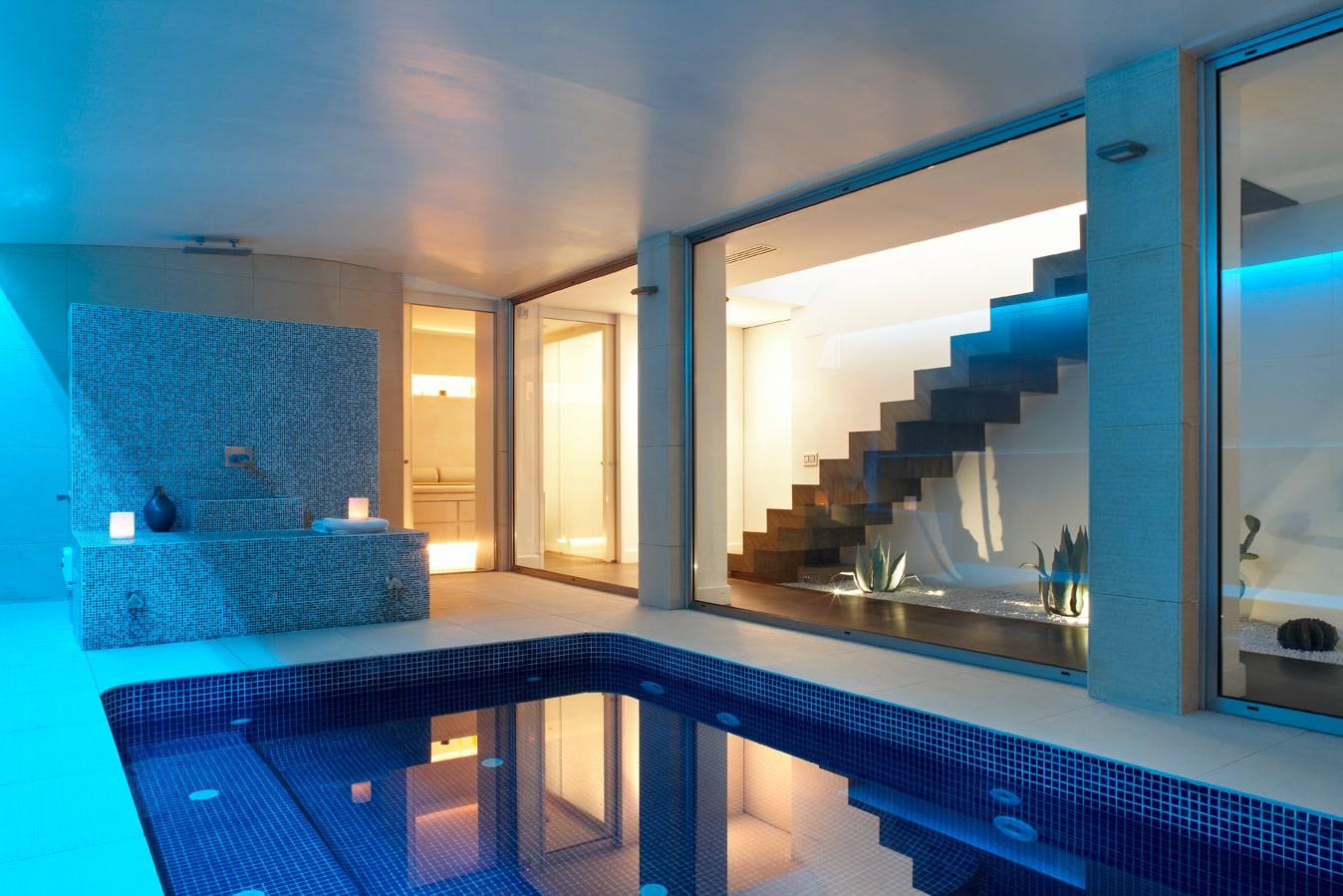 Jardín, piscina y spa Castellet, Castellet — Fotografía 18